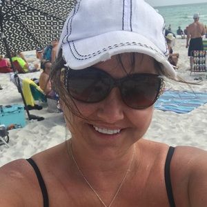 Meet your Posher, Verna